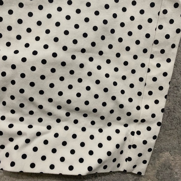 Chico’s So Slimming Brigitte Dot-Print Crops size 1 Pants Black And White Capri - Picture 2 of 6